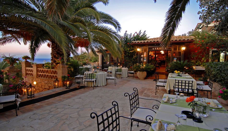 Akropolis Restaurant
