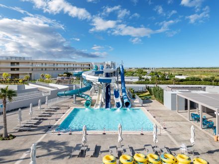 Blue Lagoon Queen photo