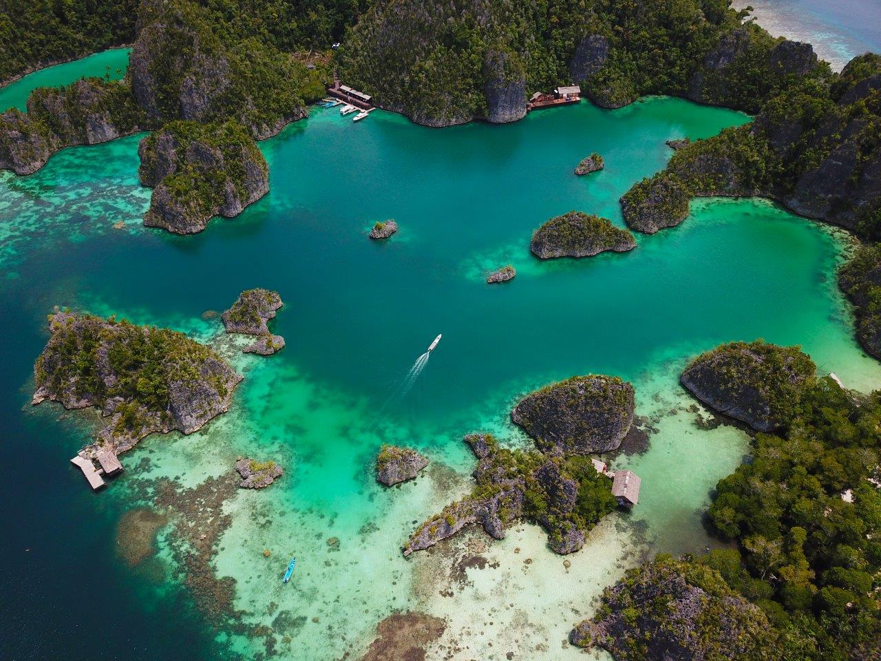 MERIDIAN ADVENTURE DIVE RESORT