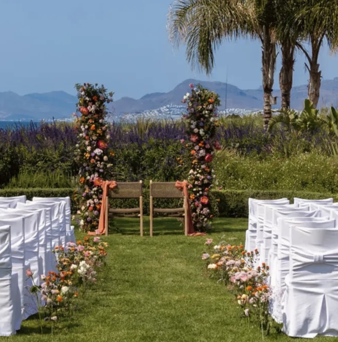 TAF BEACH VILLAS GARDEN CEREMONY