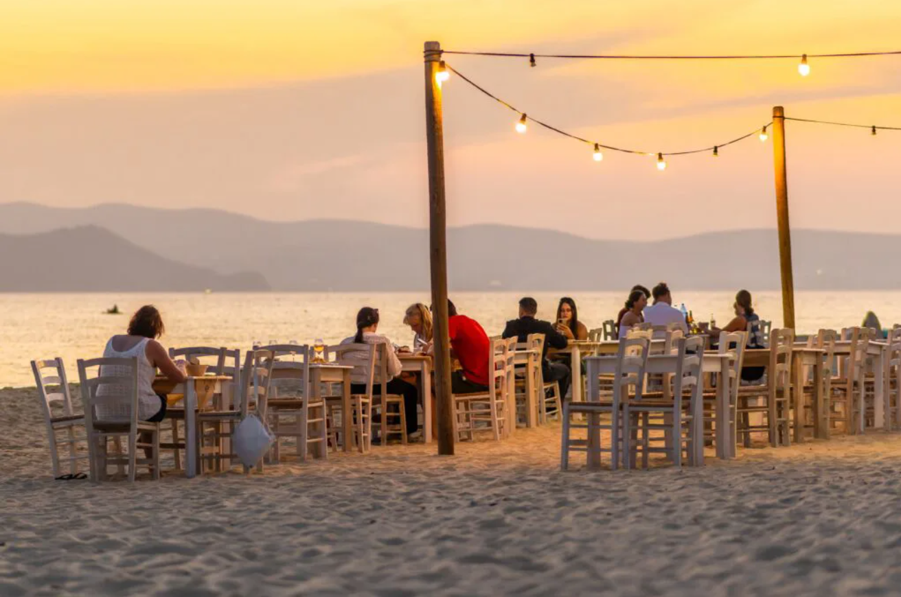 Riviera Restaurant Deck