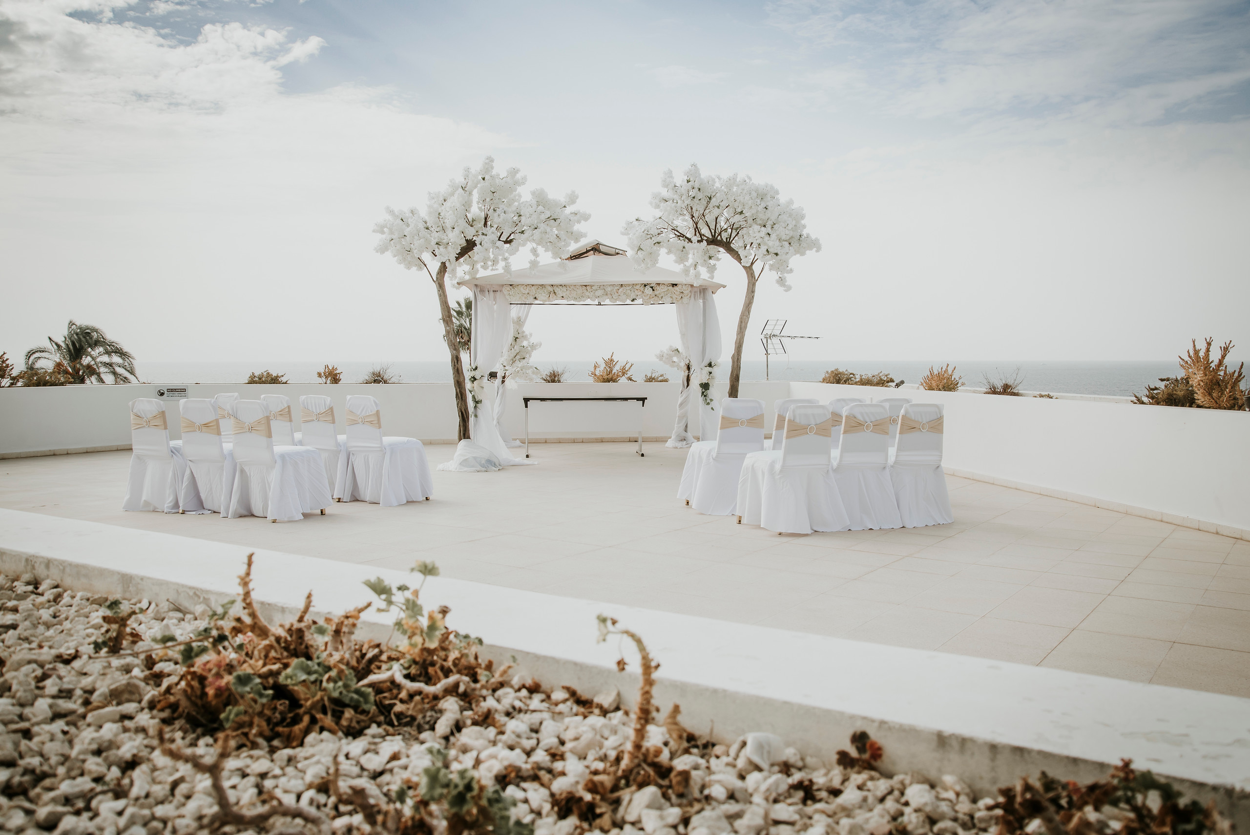MEDITERRANEAN TERRACE
