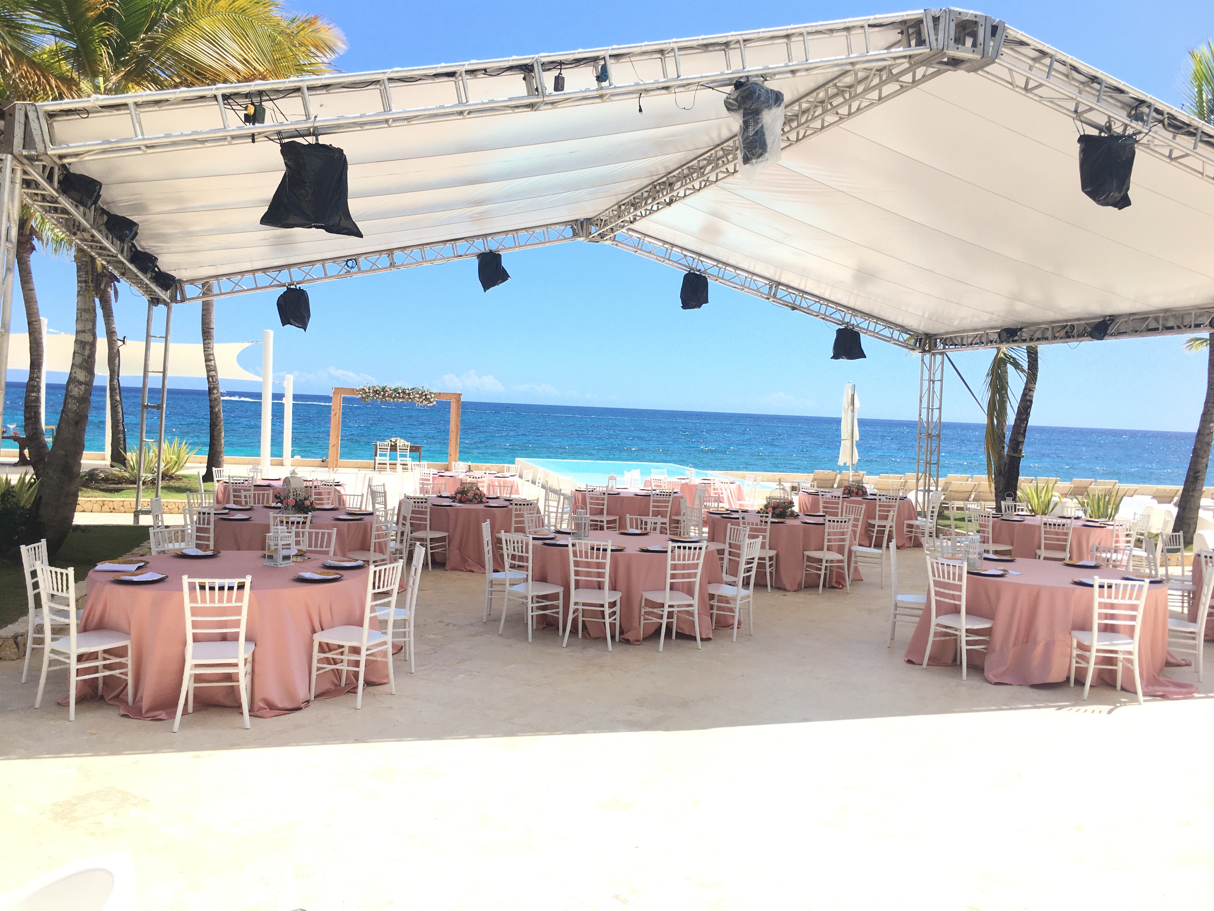 THE TERRACE AT ATLANTIS